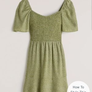 Abercrombie & Fitch Fit and flare Green Dress - Never Worn